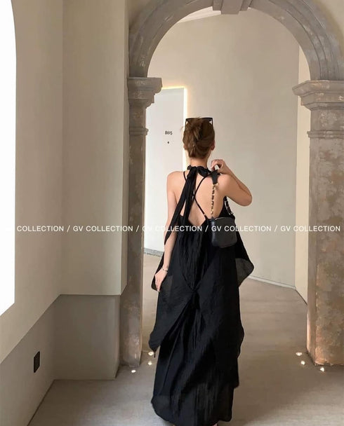 Ladies Chic Dress With Halter Neck Asymmetrical Flowing Hem